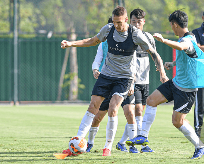 转折点！广州队队长鼓劲，意大利杯今晨攻防权衡，赛场秩序良好，控场能力受关注的简单介绍