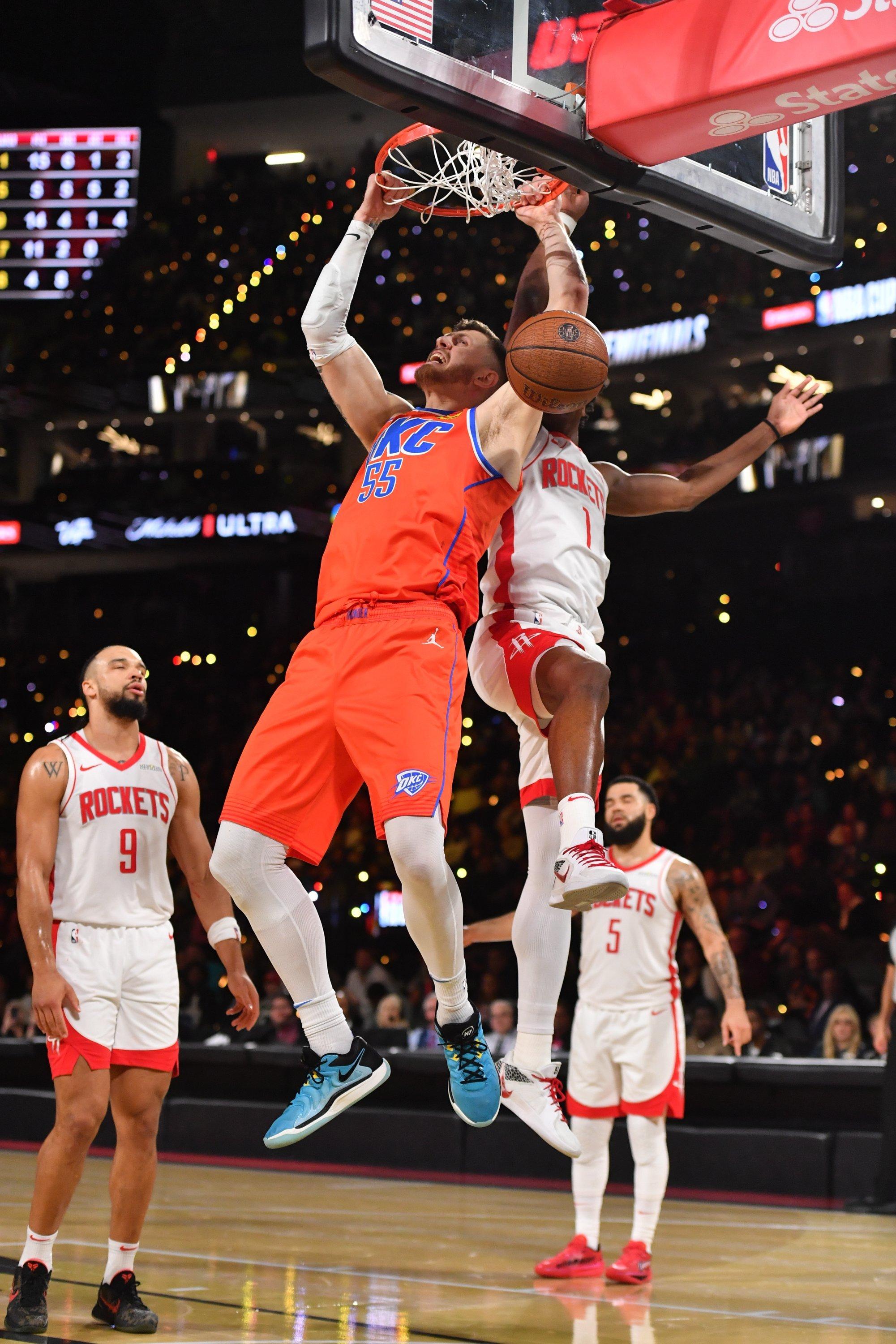 浙江稠州发布备战花絮；赛后刷新队史纪录；NBA常规赛任务艰巨；控场能力受关注的简单介绍