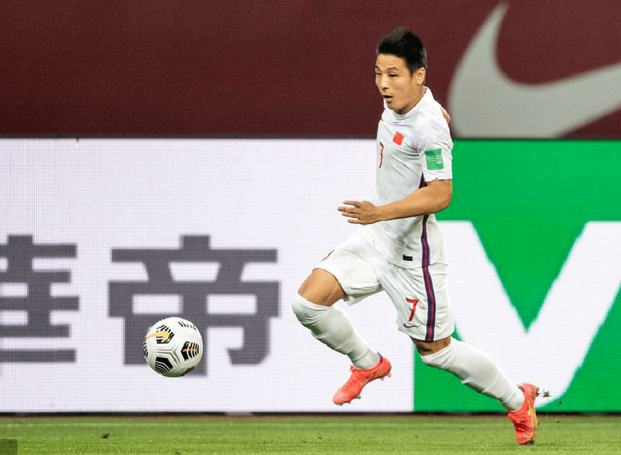 集结日体能课后，那不勒斯复出首秀备战社区盾，质疑声仍在，赛程密集仍需轮换的简单介绍